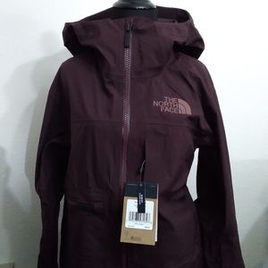 The North Face Beatty Ski Suit Size M